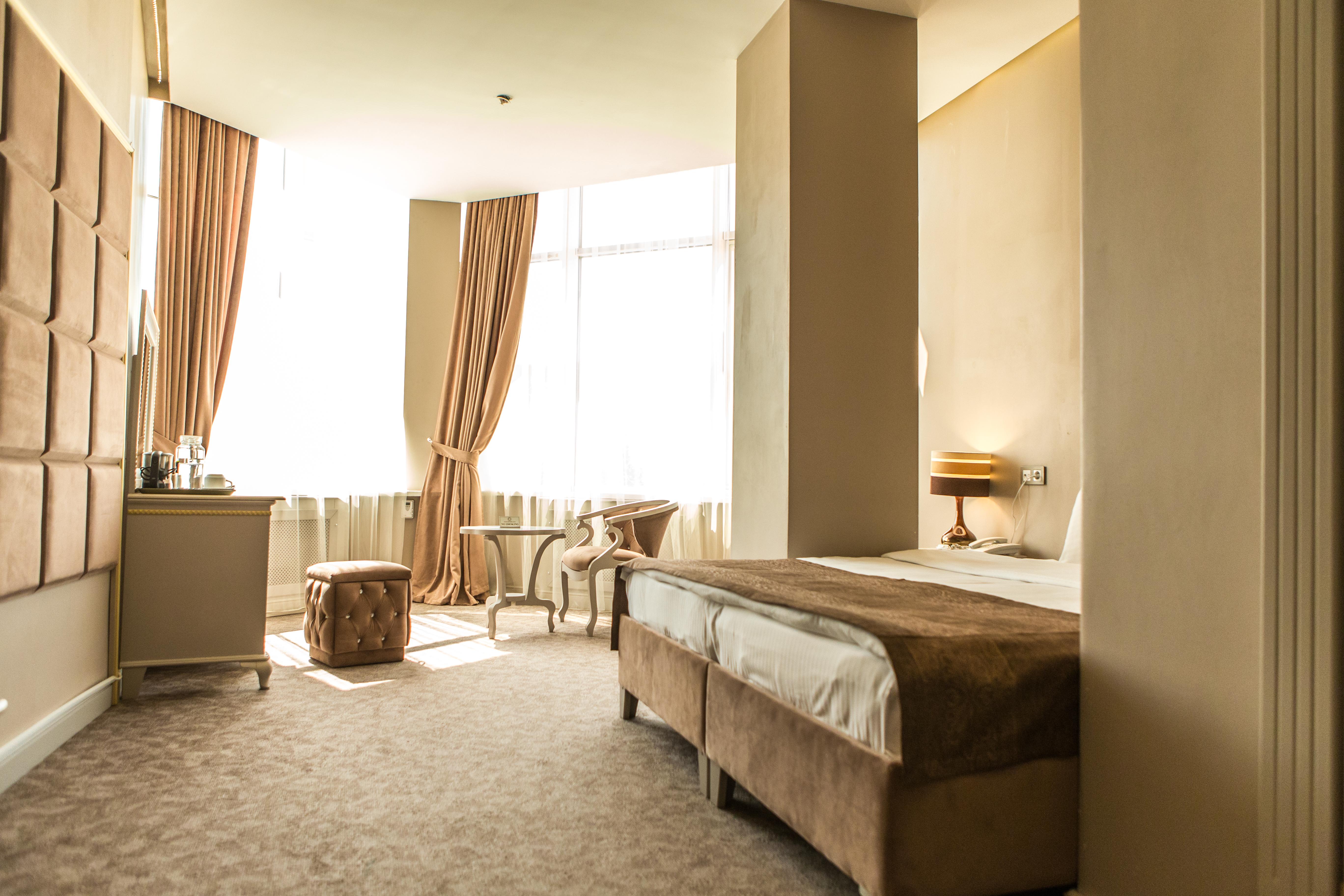 Grand Sapphire Hotel Almaty Exterior foto