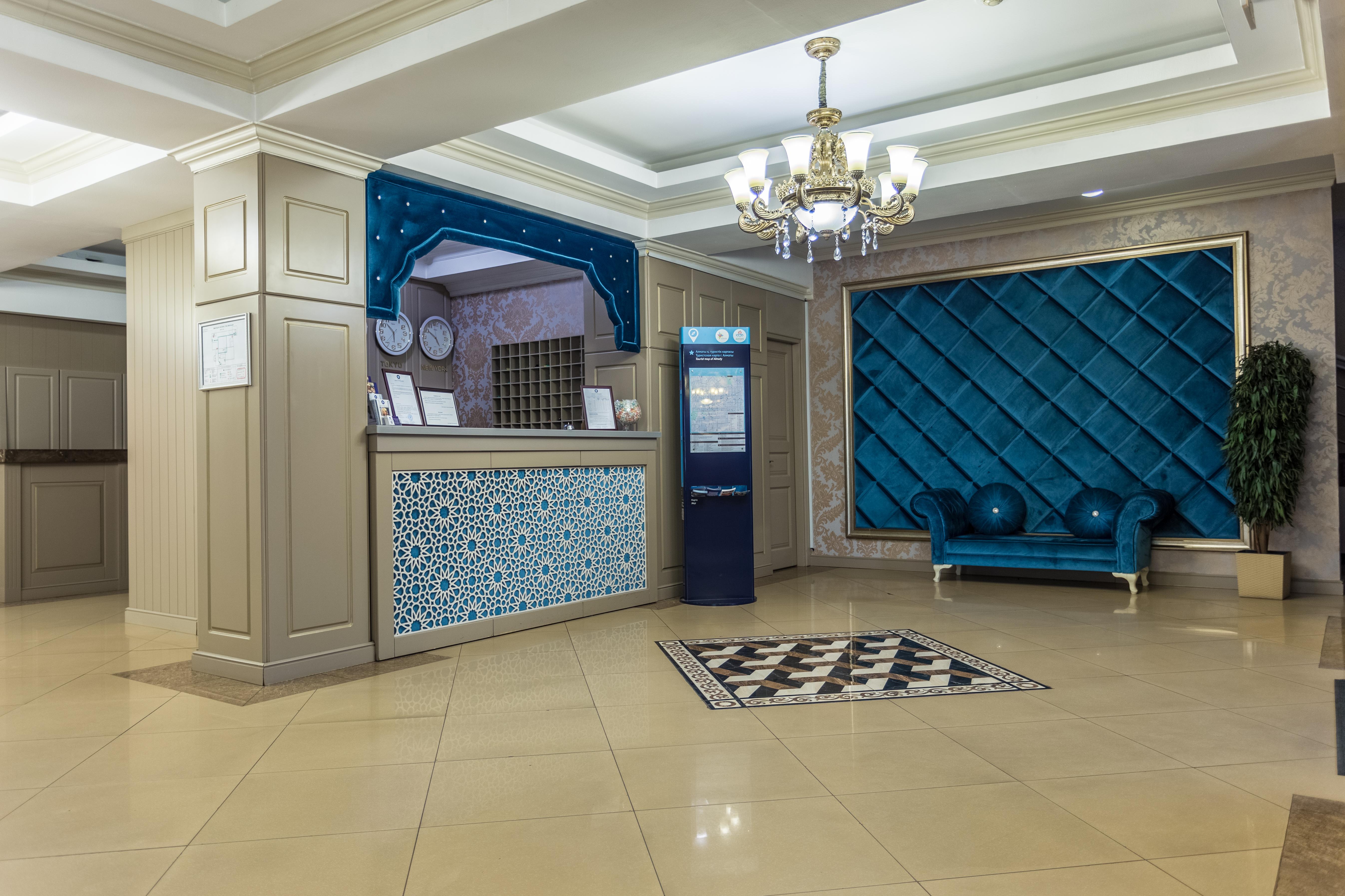 Grand Sapphire Hotel Almaty Exterior foto