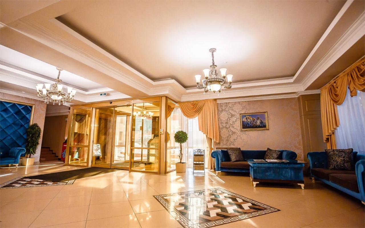 Grand Sapphire Hotel Almaty Exterior foto