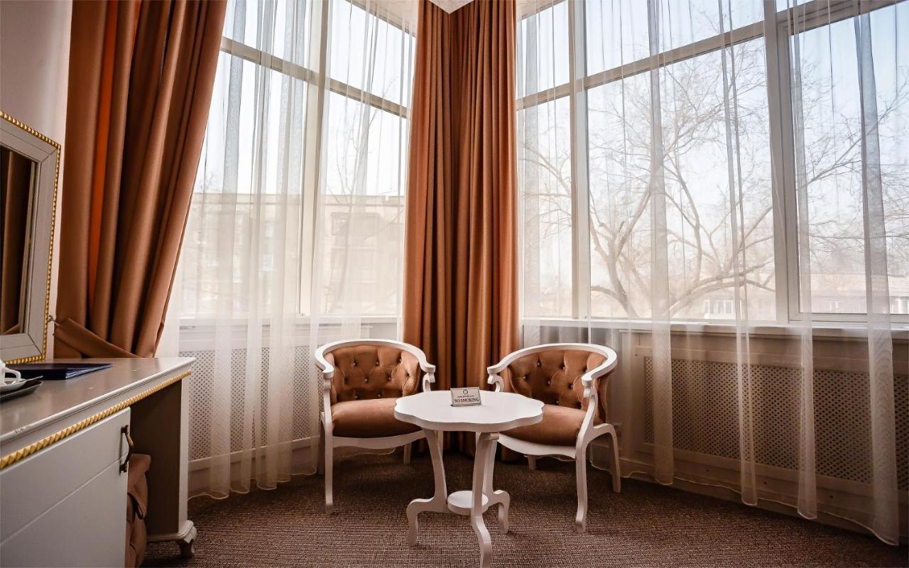 Grand Sapphire Hotel Almaty Exterior foto